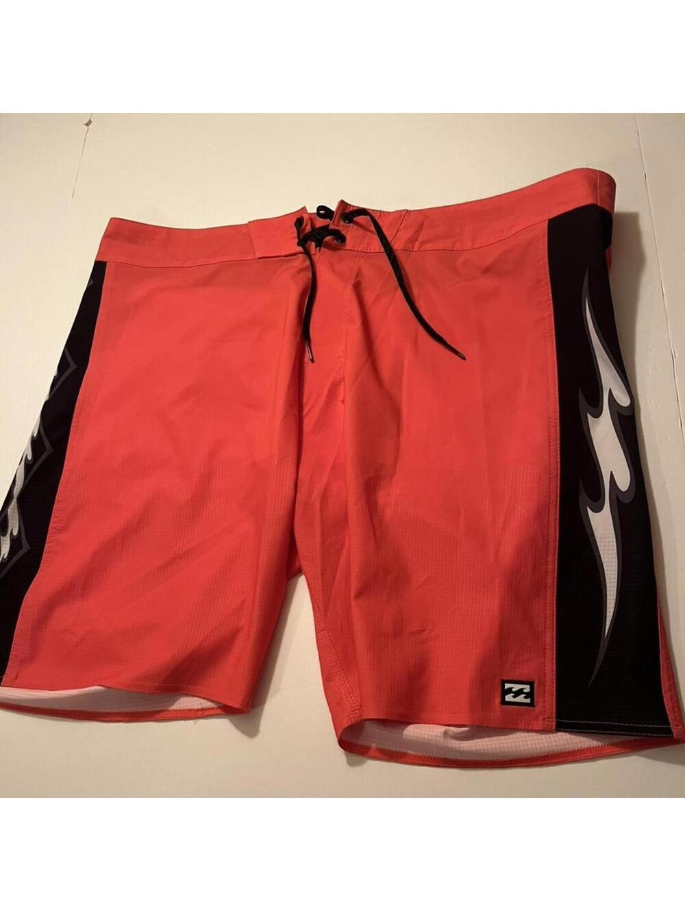 Billabong Airlite Boardshorts Red Black Surf Swim Shorts Mens Size 38